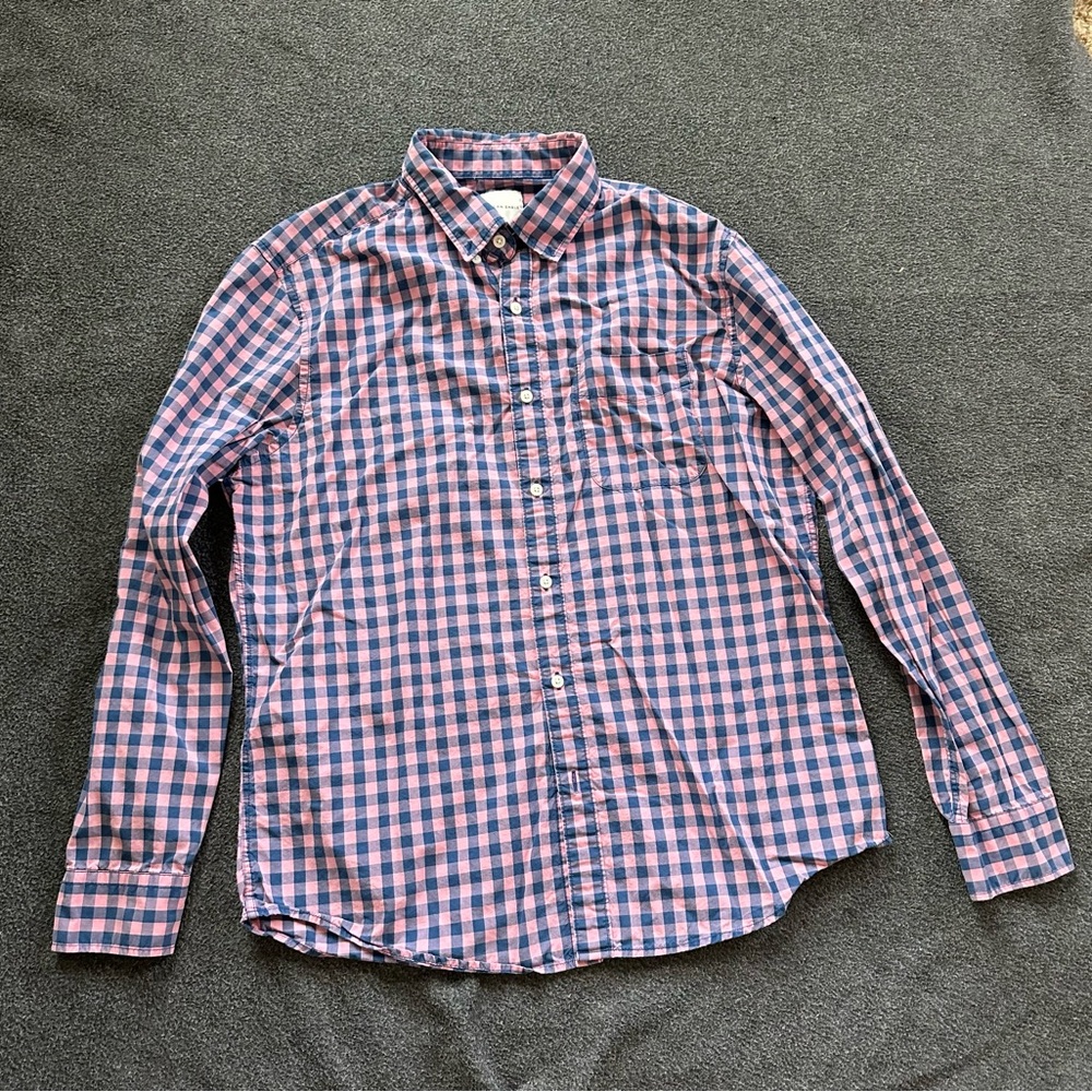 American Eagle Outfitters Blue and Pink Plaid Shirt